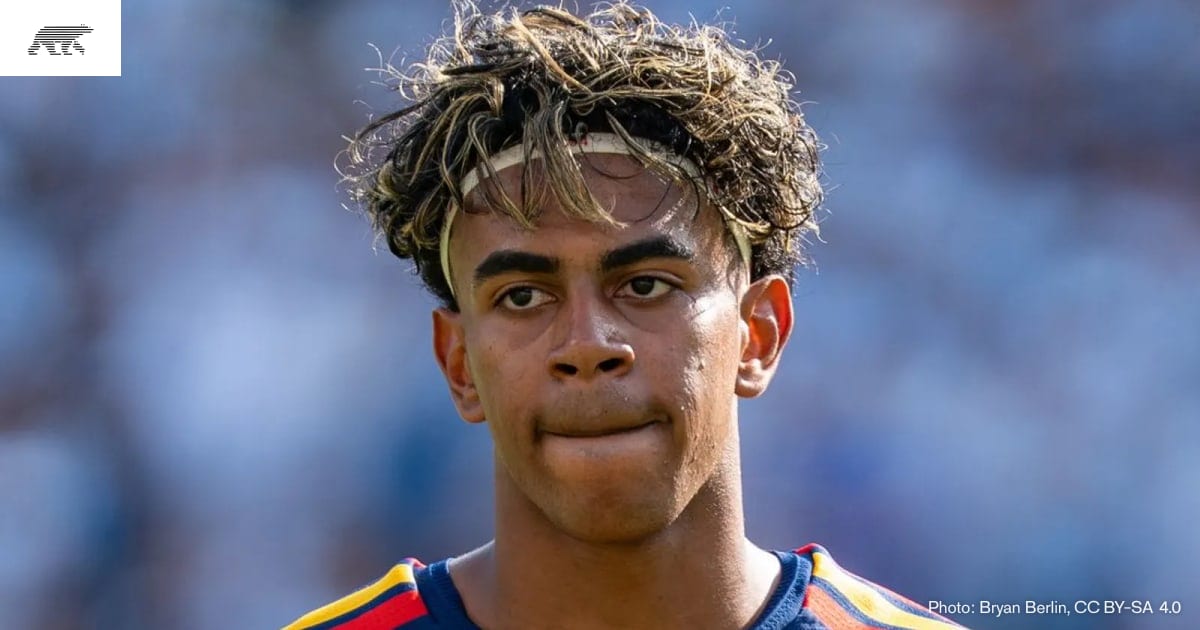 Ballon d'Or website wrongly names three winners before ceremony