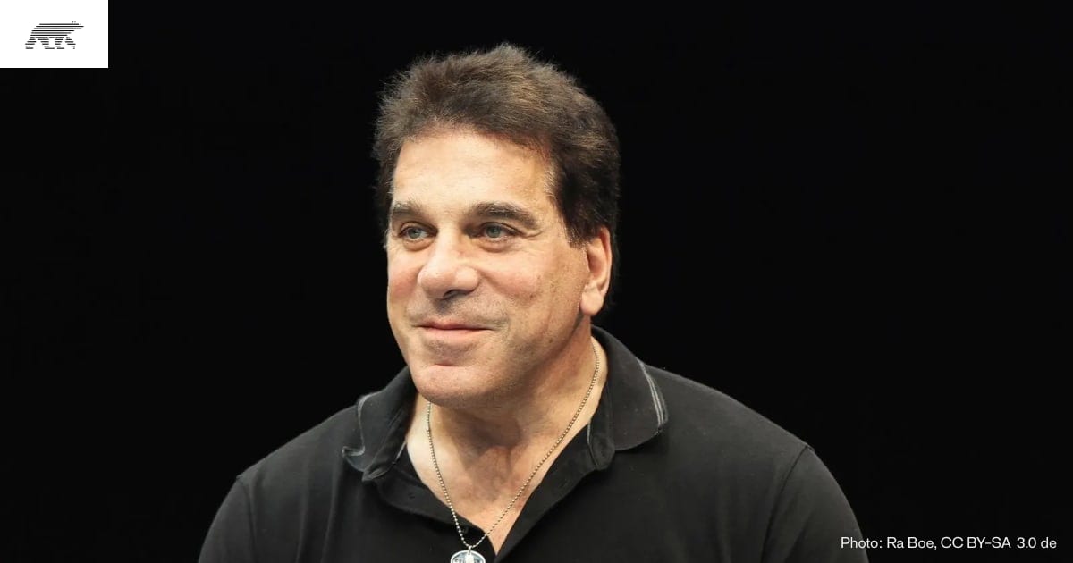 Lou Ferrigno meets Pope Leo XIV in Vatican City · Pollar