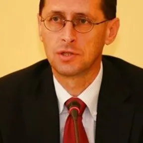 Mihály Varga