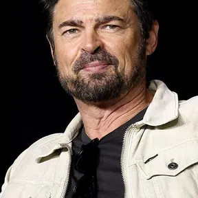 Karl Urban