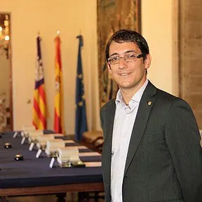 Iago Negueruela Vázquez
