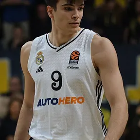 Hugo González