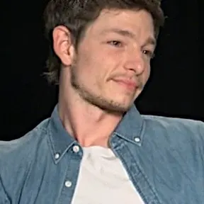 Mike Faist
