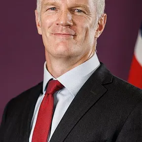 Alistair Carns