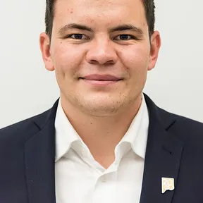 Adam Gomoła