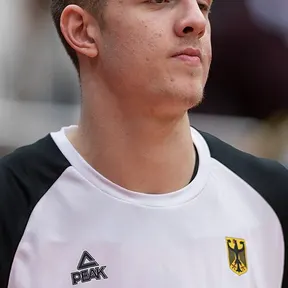 Isaiah Hartenstein