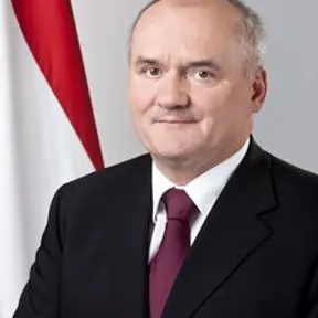 Csaba Hende