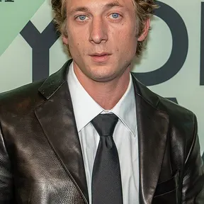 Jeremy Allen White