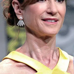 Holly Hunter