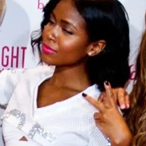 Simone Battle