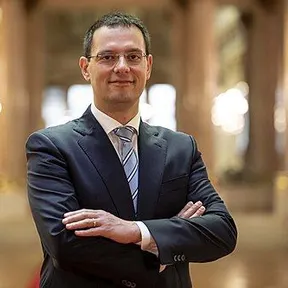 Alberto Machado
