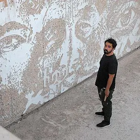 Vhils