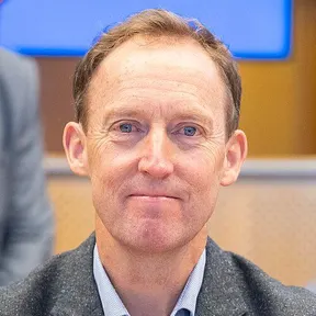 Barry Andrews