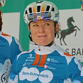 Charlotte Kool