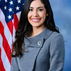 Anna Paulina Luna