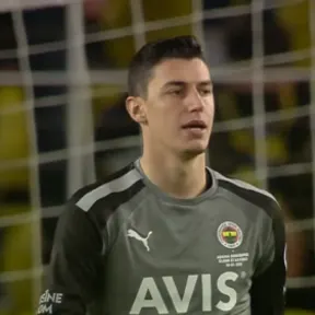 Berke Özer