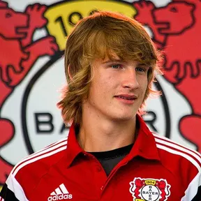 Tin Jedvaj