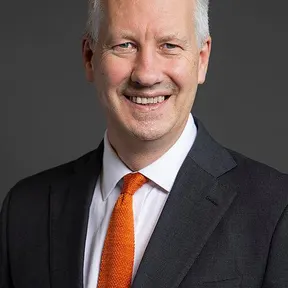 Gideon Amos