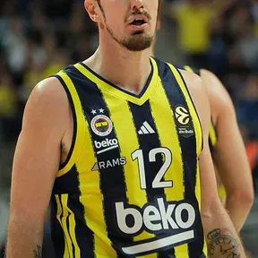 Nando de Colo