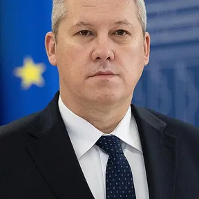 Cătălin Predoiu