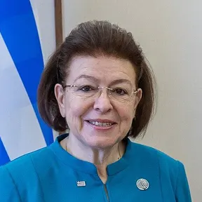 Lina Mendoni