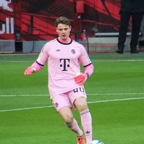 Jonas Urbig