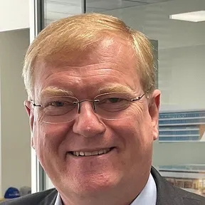 Stefan Hartung