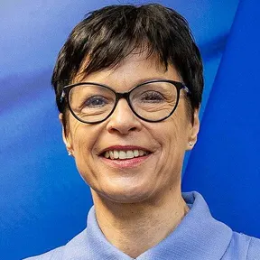 Marta Kos