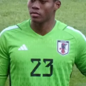 Zion Suzuki
