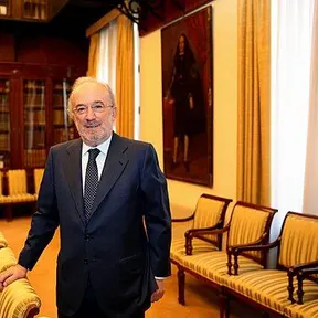 Santiago Muñoz Machado