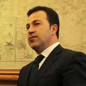 Niko Peleshi