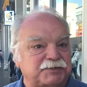 Richard Riehle