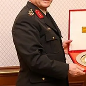 Selçuk Bayraktaroğlu