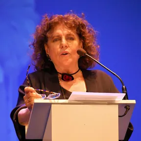 Charo López
