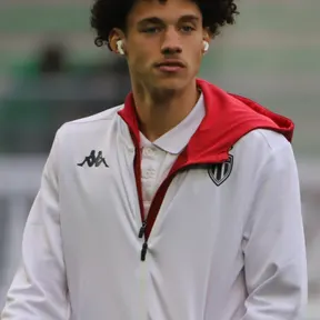Maghnes Akliouche