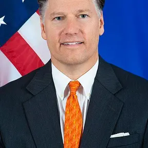 Christopher Landau