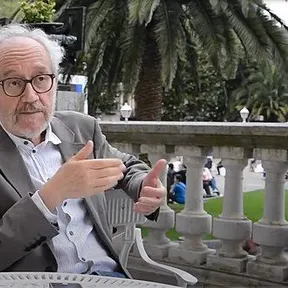Emilio Martínez-Lázaro
