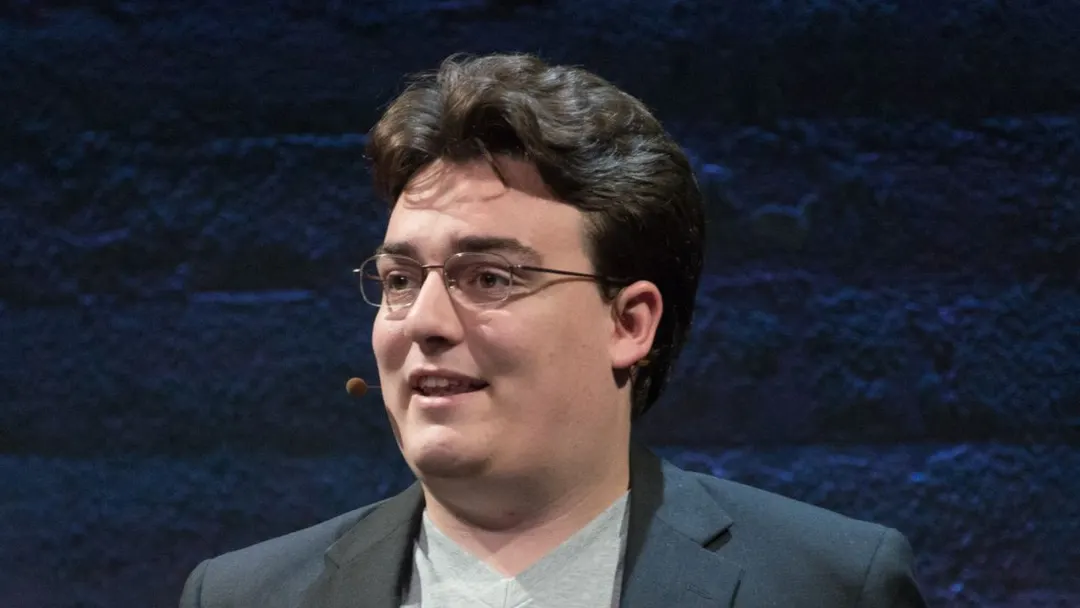 Pentagon ernennt Elon Musk und Palmer Luckey zur Leitung eines 120-Tage-Projekts zur Zukunft der Kriegsführung