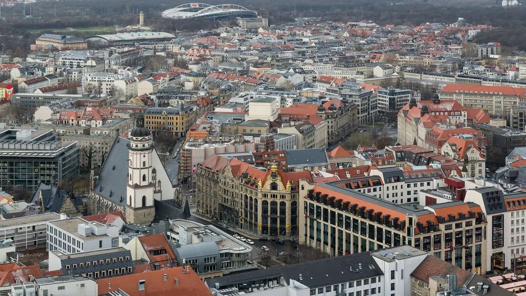 Russischer Agent mit gescheitertem Drohnenanschlag auf ukrainisches Frachtflugzeug in Leipzig verbunden